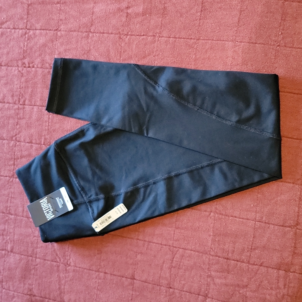 NWT - Victoria Sport Knockout Tight